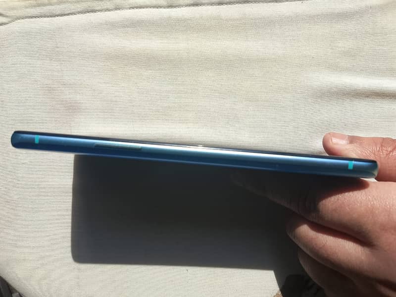 OnePlus 8T for Sale  line on side 3