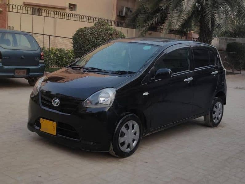 Daihatsu Mira 2011 2