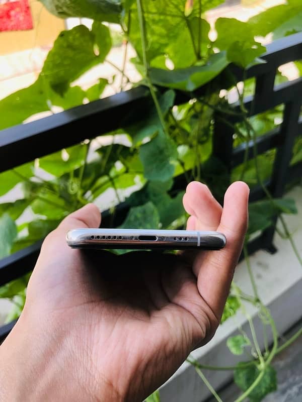 IPHONE X 256GB 5