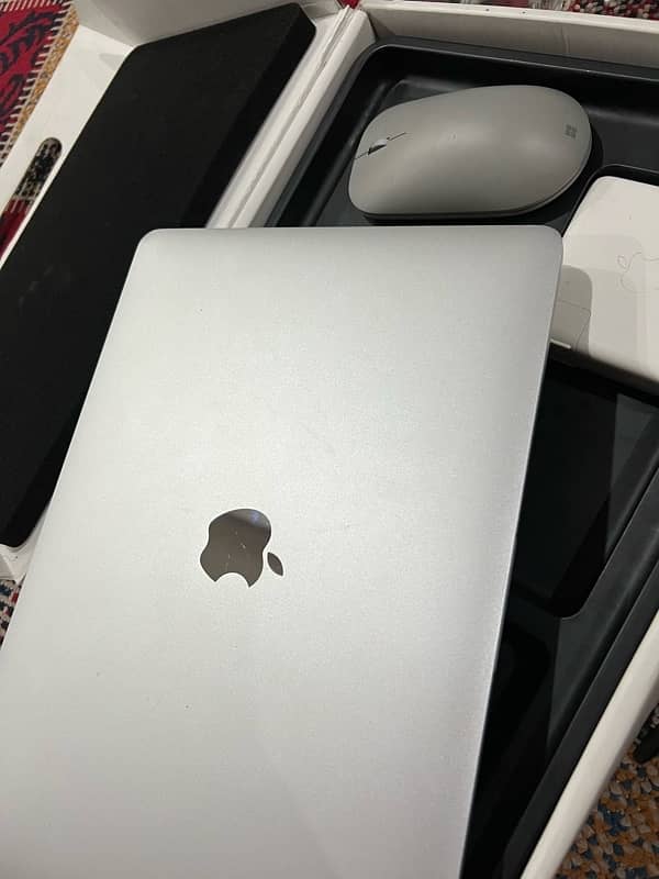 Macbook Pro 13” Inches 9