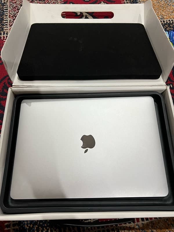 Macbook Pro 13” Inches 14
