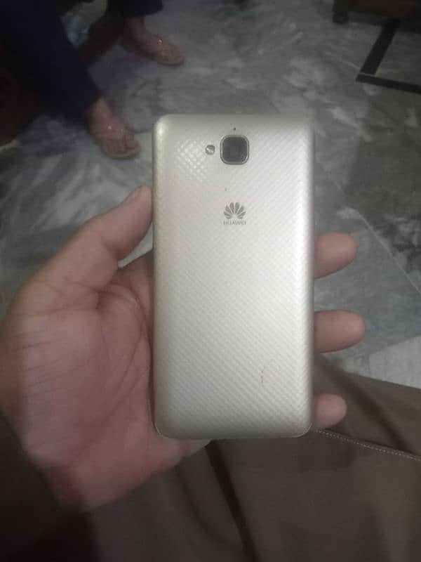 huwaiey y6 pro 1