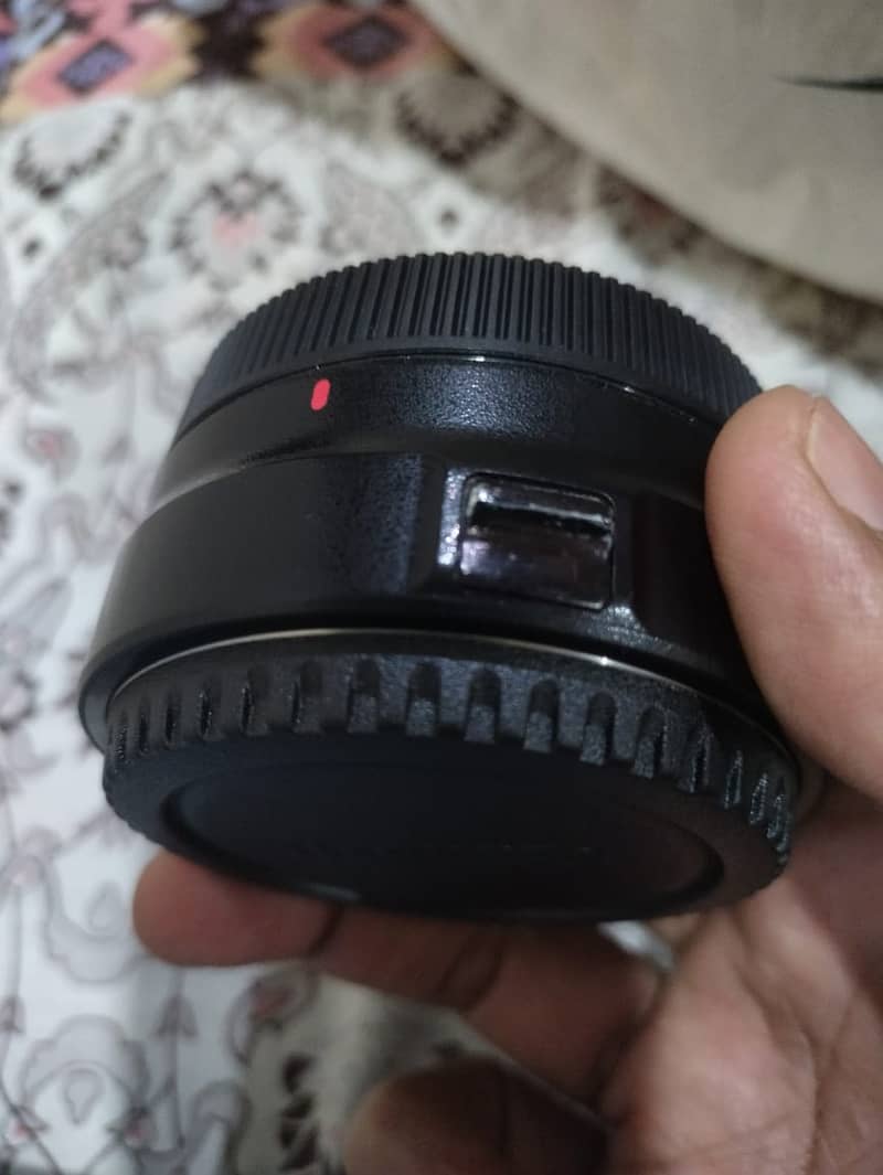 Assalamualaikum  Canon R body  with canon mount adapter with complete 8