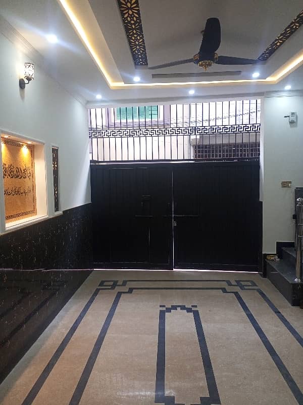 5 Marla Brand New House For Sale Ilyas Colony Misryal Road. 20