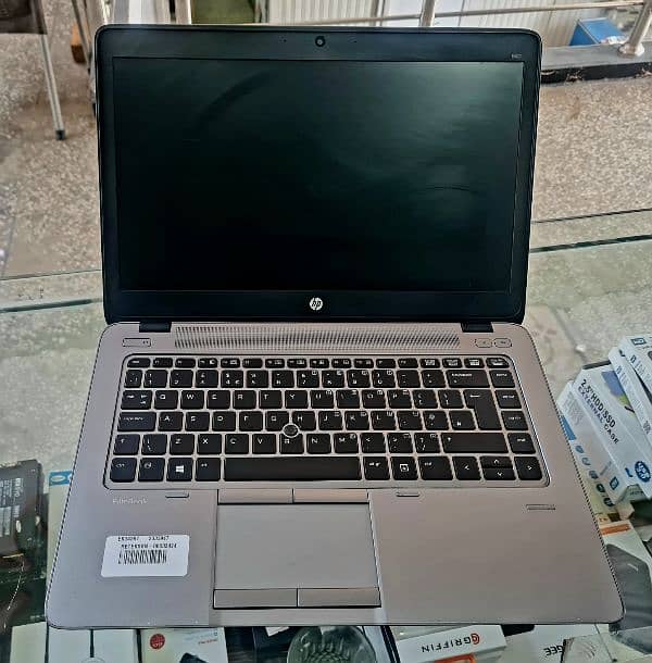 HP elitebook 840 G2 1