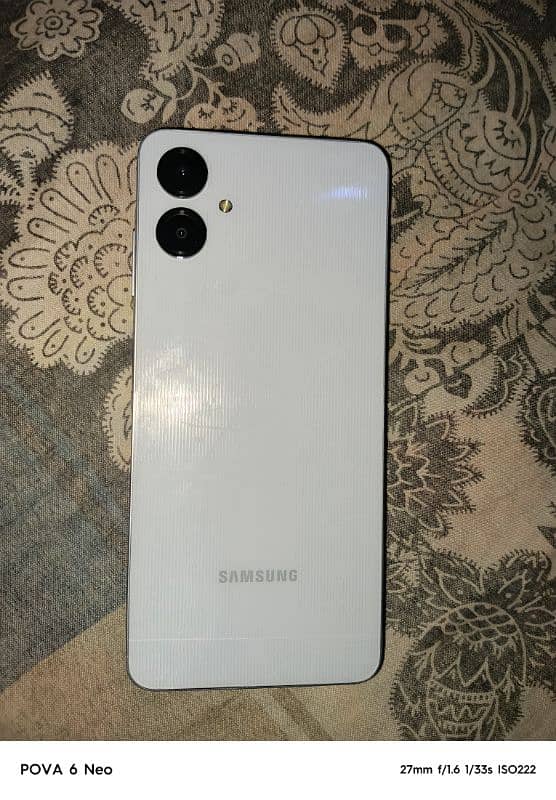 Samsung A06 only box open 2