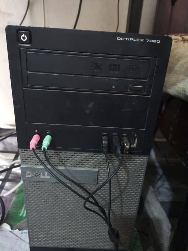 Gaming PC Full Set With LCD Urgent Sale 1