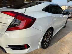 Honda Civic UG 1.8 Oriel 2018 with Red Meter