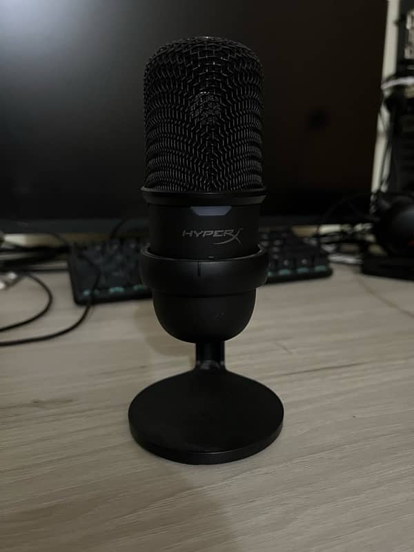 Hyperx solo cast mic 1