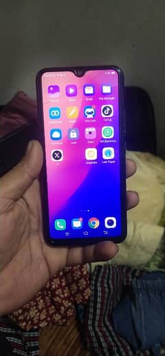 Vivo y15 4gb 64gb   mobile and charger