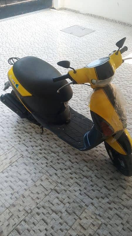 Sandhu ki scooty 49cc for sale 0