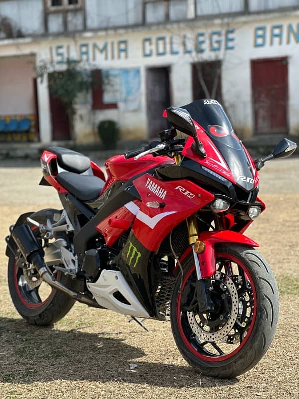 Yamaha R1m replica 400cc dual cylinder 4