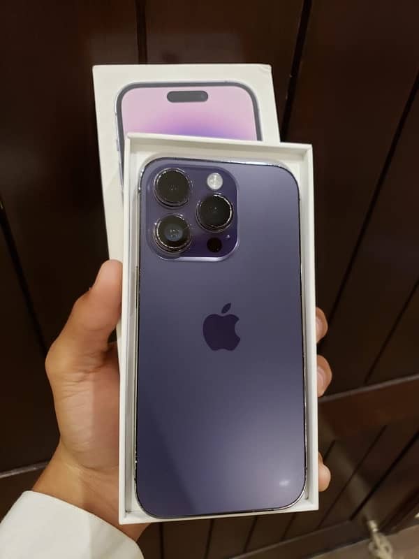 iPhone 14 Pro 256 fu with box 1