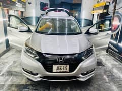 Honda Vezel 2015/18 available for sale in good condition