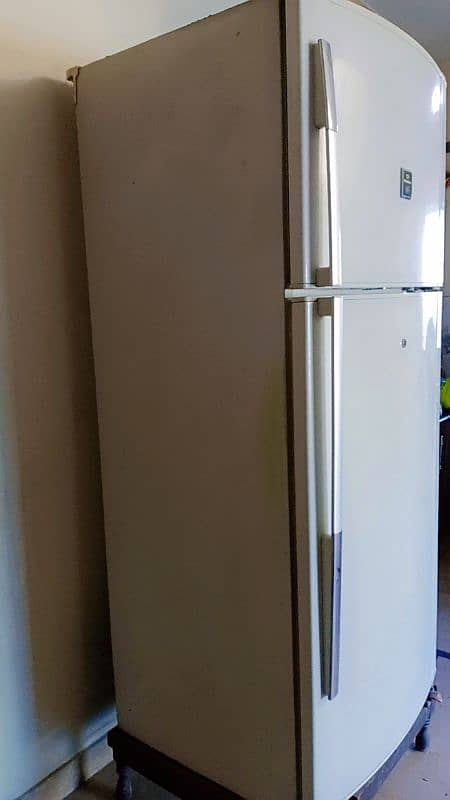 Dawlance refrigerator 1