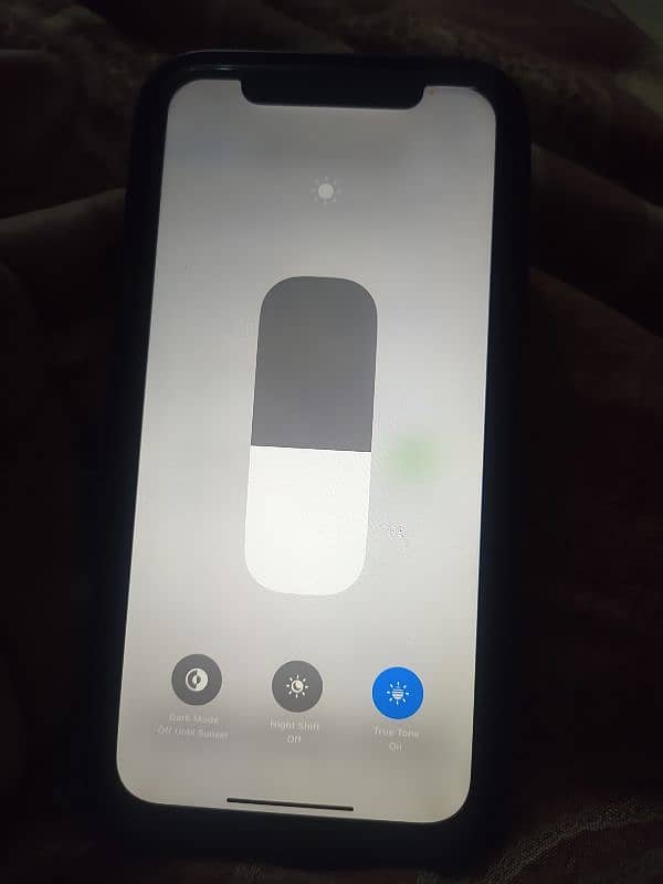 iPhone XR JV 64 GB 3