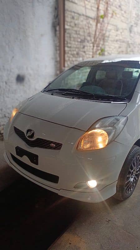 Toyota Vitz 2009 0