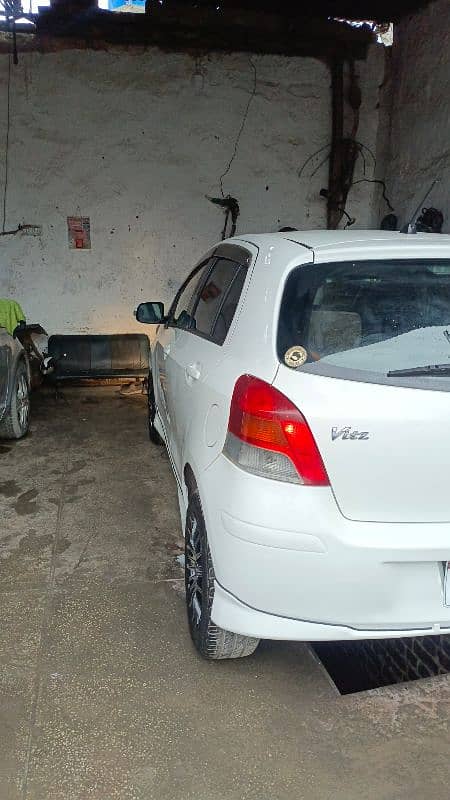 Toyota Vitz 2009 9