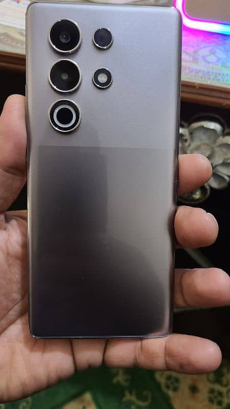 iTel S25 Ultra 0