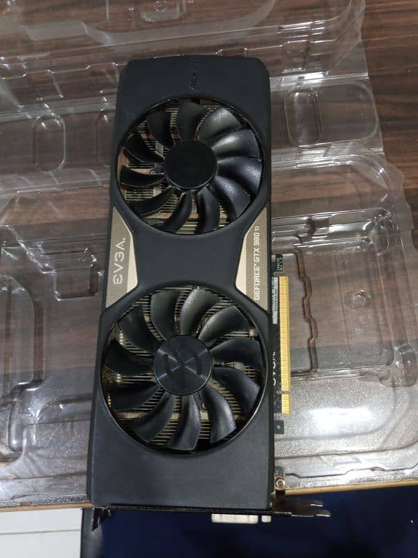 EVGA GTX 980 Ti 6GB Graphics Card - High Performance GPU for Gaming 3