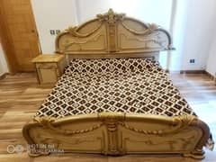 king bed with 1 wordrobe in good condition