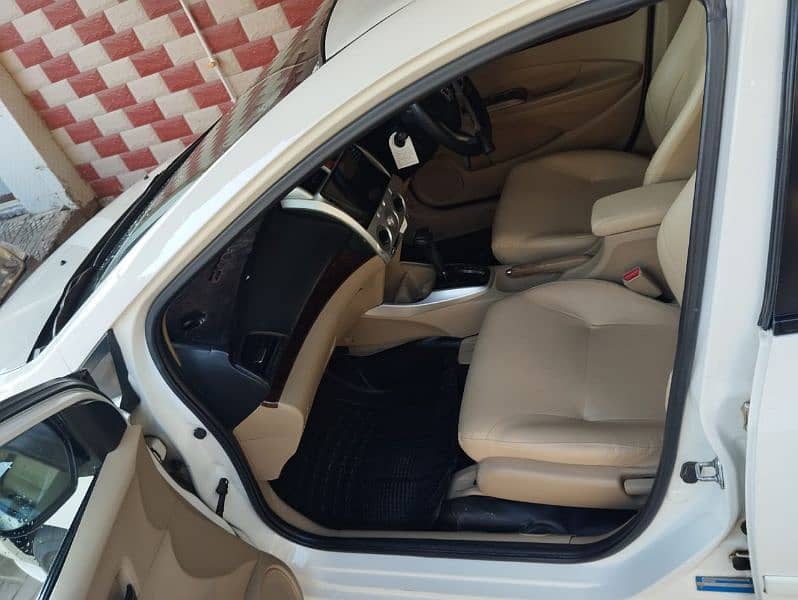 Honda City Aspire 2018 12