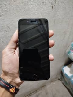 I am Selling iphone 7 plus