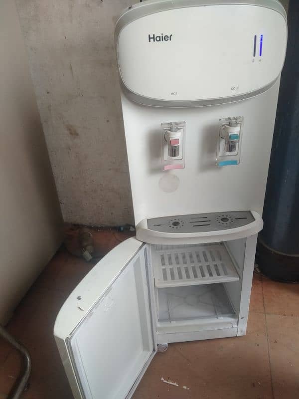 Haier water dispenser in good wrking 3