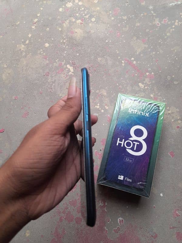 Infinix hot 8 lite 5