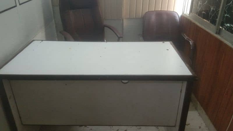 Computer table 2