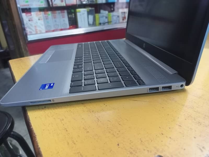 HP 250 G9, Core i7/12th Gen 16-512 0