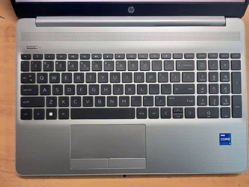 HP 250 G9, Core i7/12th Gen 16-512 3