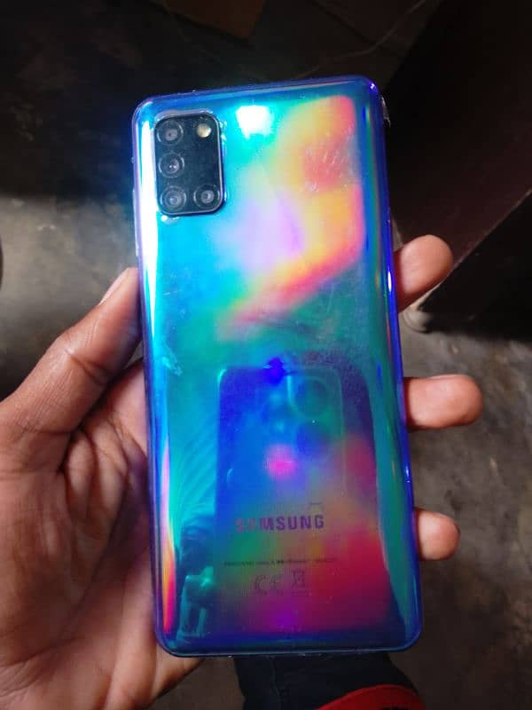 Samsung A31  for sale urgent 7