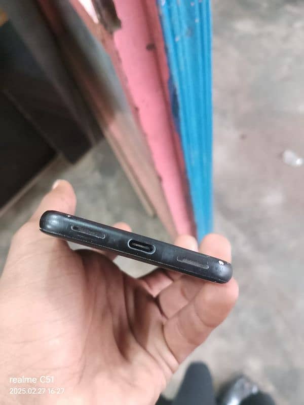 Google pixel 4 6/64 condition 10/10 with fast charger type c to type c 2