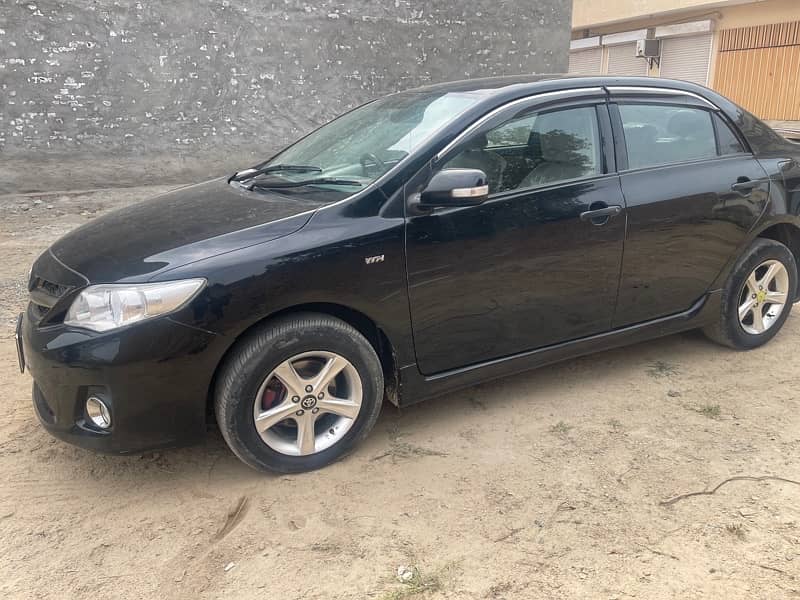 Toyota Corolla GLI 2013 5