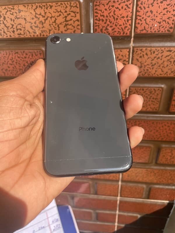 iPhone 8 64 gb 1