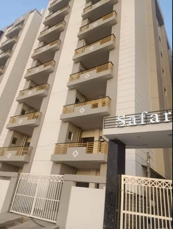 For sale 2 bed dd brand new Safari Enclave safora scheme 33 Karachi 4