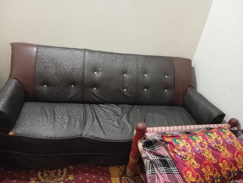 Comfortable sofa set for sale 0