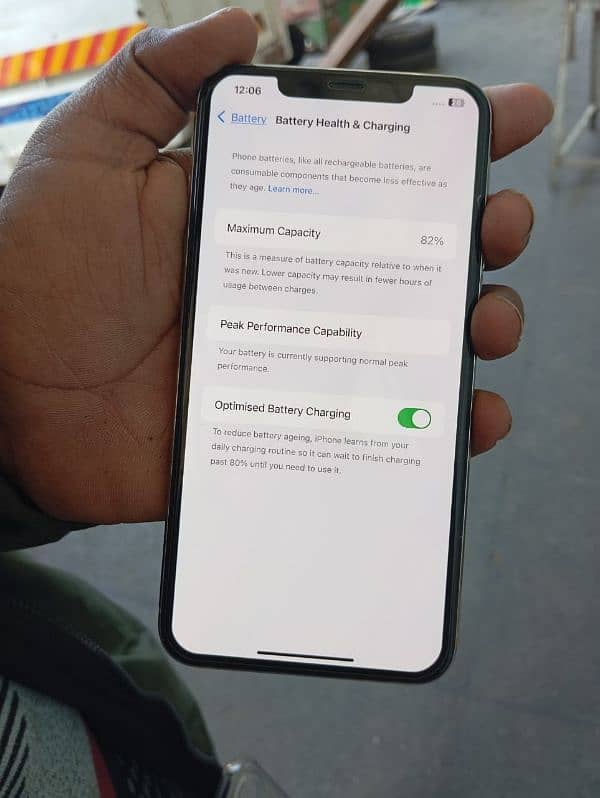 iphone xs max 256 non pta all ok 4