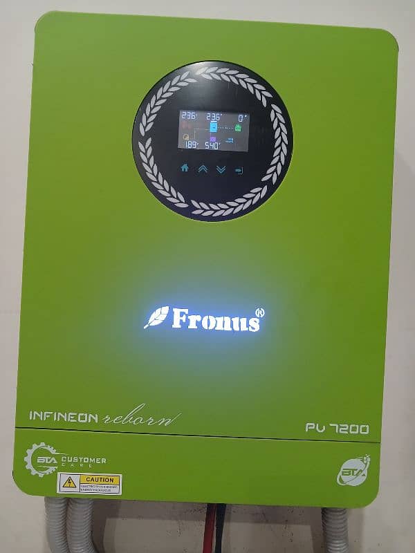 Fronus  PV 7200 6.2KW HYBRID SOLAR INVERTER 1