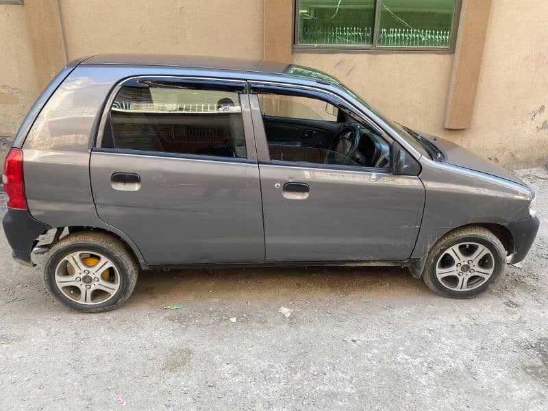 Suzuki Alto 2011 3