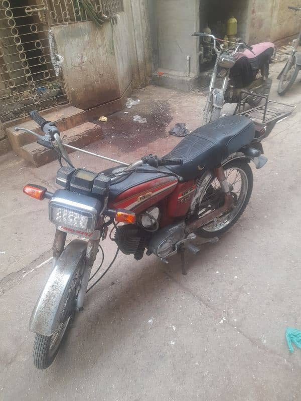 Yamaha yb 100 well condition 8