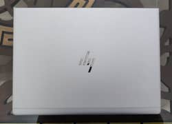 Hp i7 8th Generation G5 10/10 sctratchless mint condition