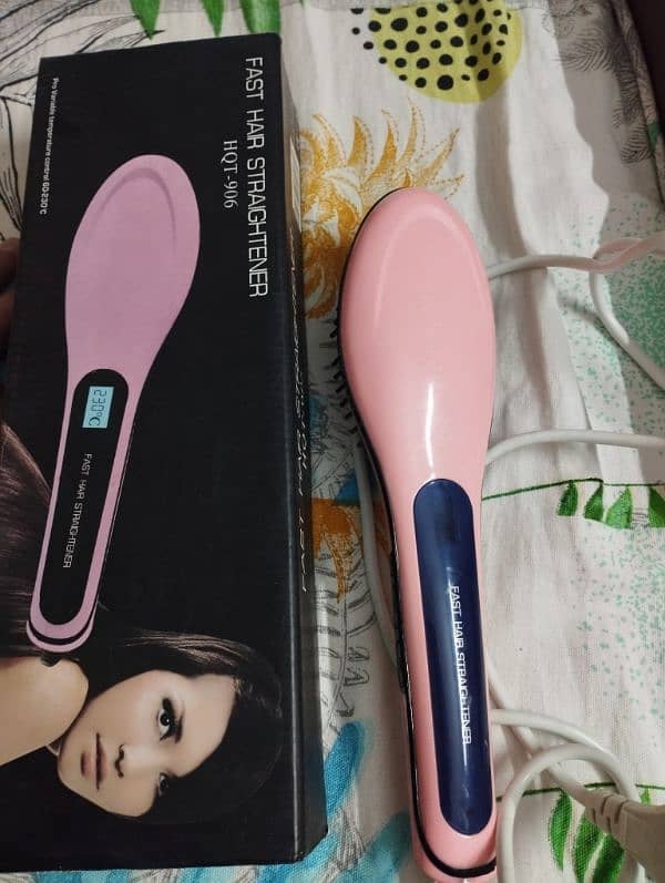 Hair Straightener Brush 2