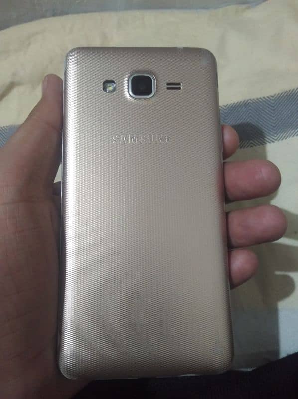 ONLY CALL. Samsung J2 Prime  (DUAL SIM golden color) 7