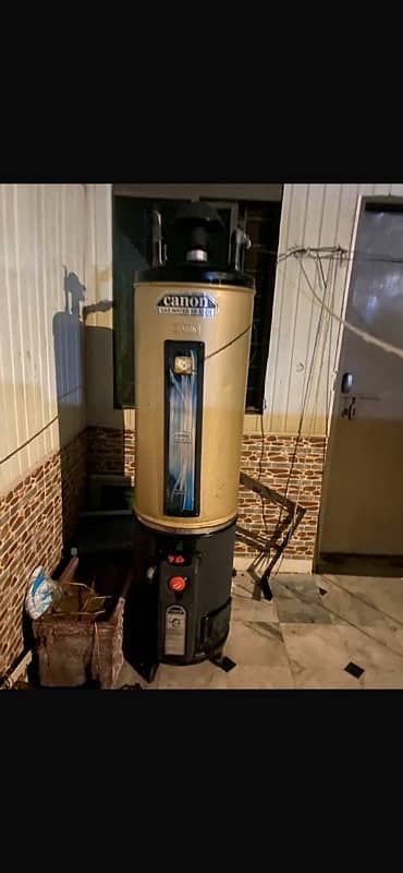 cannon  gysers , very good condition , 55 gallon, 35 gallon 3