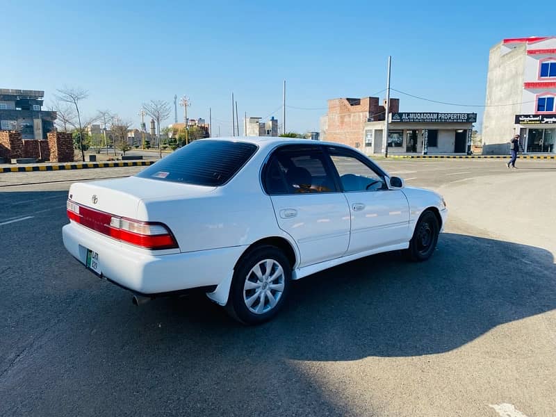 Toyota Corolla XE 2001 2