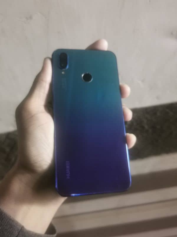 Huawei Nova 3i 128GB 1