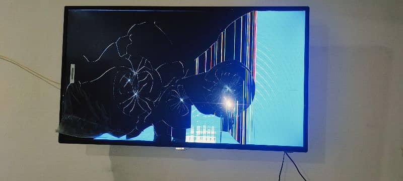 Samsung 42 inch Smart LED screen broken made in Malaysia 1