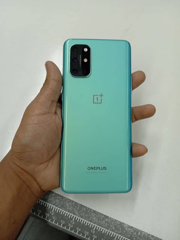 one plus 8t 12/256 2